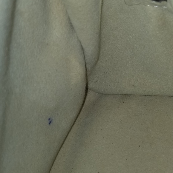 LV MANHATTAN - Picture 13 of 16